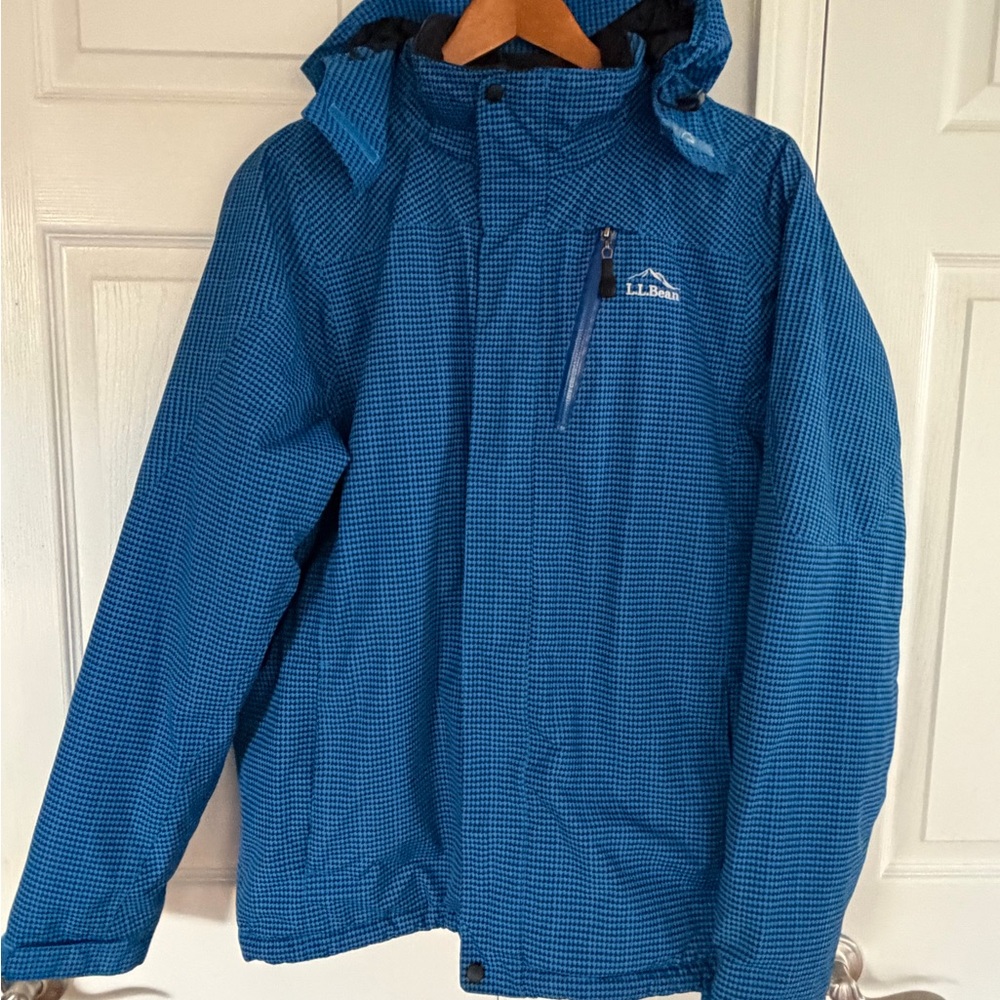 L.L. Bean Men's Checkered Blue snowboard ski jacket size S